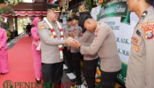 AKBP Muhammad Taat Resdi Saat Berpamitan Dengan Jajaran Polres Malang (Foto: Seno pendoposatu.id)