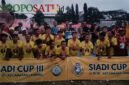 Pemberian Tropi Siadi CUP kepada juara 1 (Foto: Seno pendoposatu.id)