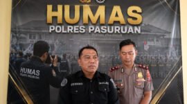 Humas Polres Pasuruan saat pres rilis di depan awak media (Foto: Abdullah pendoposatu.id)