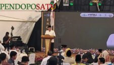 Ketua PWNU Jawa Timur, KH Abdul Hakim Mahfudz saat menghadiri Forum Cangkrukan Pancasila yang digelar di NK Cafe, Karangploso, Kabupaten Malang (Foto: Agus Setyo pendoposatu.id)