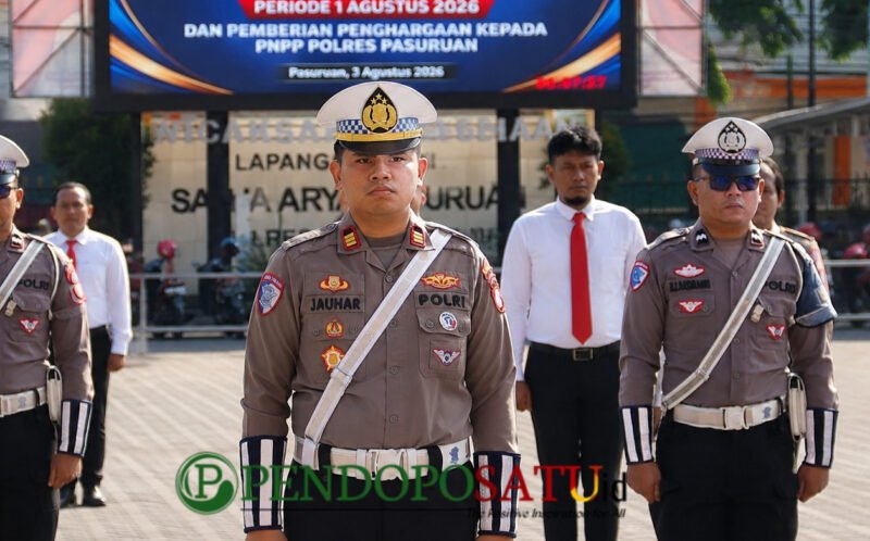 Kasatlantas Polres Pasuruan beserta anggota (Foto: Abdullah pendoposatu.id)