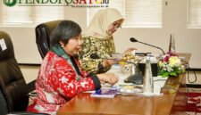 Ketua Komnas HAM RI, Anis Hidayah didampingi Bupati Banyuwangi, Ipuk Fiestiandani dalam acara sosialisasi program Penilaian HAM (Foto: Boby pendoposatu.id)
