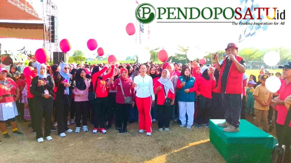 Peringati HUT Kemerdekaan RI ke-81, Warga Desa Pojok Tumplek Blek Ikuti Olahraga Bersama Peringati HUT Kemerdekaan RI ke-81, Warga Desa Pojok Tumplek Blek Ikuti Olahraga Bersama