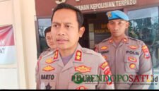 Kapolres Pasuruan AKBP, Agung Harto Cahyono memberikan klarifikasi terkait insiden yang terjadi di sekitar Mapolsek Sukorejo (Foto: Abdullah pendoposatu.id)