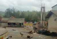 Rumah warga daerah pesisir pantai Sidem yang terkena banjir rob (Foto: Hanik pendoposatu.id)
