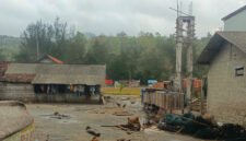 Rumah warga daerah pesisir pantai Sidem yang terkena banjir rob (Foto: Hanik pendoposatu.id)