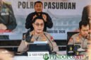 Kabid Humas Polda Jatim, Kombes Pol Jules Abraham Abast saat press rilis di Mapolres Pasuruan (Foto: Abdullah pendoposatu.id)