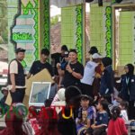 Jalan Sehat HUT ke-81 RI Srigonco Meriah, Ribuan Warga Dan Mahasiswa KKN Berebut Hadiah Kambing Jalan Sehat HUT ke-81 RI Srigonco Meriah, Ribuan Warga Dan Mahasiswa KKN Berebut Hadiah Kambing