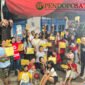Panitia penyelenggara lomba dan warga Gang Podomoro (Foto: Hanik pendoposatu.id)