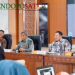 Kepala Bakorwil Malang, Asep Kusdinar saat mendampingi