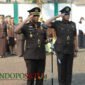 Kepala Kejaksaan Negeri Kepanjen Malang, Dr. Fahmi, S.H.,M.H, saat memimpin kegiatan upacara ziarah dan tabur bunga di TMP Prayuda Nirwana Kepanjen (Foto: bgs pendoposatu.id)