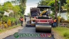 Hotmix perbaikan ruas jalan desa Senggreng kecamatan Sumberpucung (Foto: bgs pendoposatu.id)