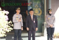 Kapolres Malang, AKBP Rulian Syauri dengan kepala Bakorwil III Malang, Asep Kusdinar (Foto: bgs pendoposatu.id)