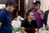 Zulham Mubarok didampingi Amarta Faza saat dirawat di RSUD Kanjuruhan Malang (Foto: Seno pendoposatu.id)