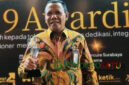 H.Syamsul Hadi, S.Sos., M.M selaku Dirut Perumda Tirta Kanjuruhan, terima penghargaan sebagai CEO BUMD Terinovatif (Foto: bgs pendoposatu.id)