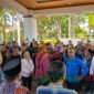 Koordinator aksi massa, Baweh saat orasi di depan gedung DPRD Kabupaten Malang (Foto: bgs pendoposatu.id)
