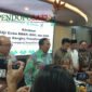 Direktur Jenderal Kesehatan Lanjutan Kemenkes, dr. Azhar Jaya di dampingi Wagub Jatim, Emil Elistianto Dardak dan plt. Bupati Tulungagung, Ahmad Baharudin beserta BPJS Kesehatan (Foto: Hanik pendoposatu.id)