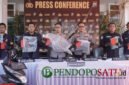 Kasat Reskrim, Rizky Akbar Kurniadi saat tunjukkan BB di pres rilis Mapolres Pasuruan (Foto: Abdullah pendoposatu.id)