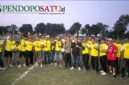CEO Sinar Papua, Deni Wijaya foto bersama dengan Muspika dan pemenang turnamen sepak bola dari Desa Pulosari (Foto: Hanik pendoposatu.id)