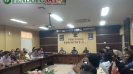 Suasana saat pertemuan Bupati Blitar, Drs.H.Rijanto, M.M bersama perwakilan GMB dan staigholder (Foto: Nadia pendoposatu.id)