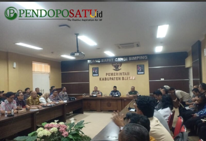 Suasana saat pertemuan Bupati Blitar, Drs.H.Rijanto, M.M bersama perwakilan GMB dan staigholder (Foto: Nadia pendoposatu.id)