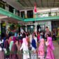 Kapolsek Muncar, Kompol Suhartanto bersama jajarannya saat mengadakan kegiatan 'Polisi Sahabat Anak' di TK Nurul Huda (Foto: Boby pendoposatu.id)