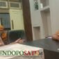 Dinas Pendidikan kabupaten Malang yang diwakili Gusni Ariansyah, S.M., M.M selaku Kepala Sub Bagian Umum dan Kepegawaian saat menerima laporan dari orang tua siswa dari SDN Kademangan 3 (Foto: bgs pendoposatu.id)